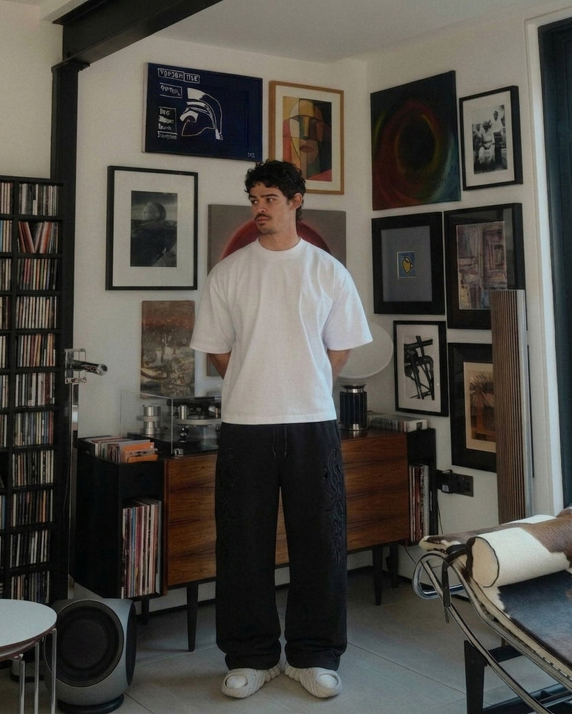 Dark Crest Embroidered Sweatpant